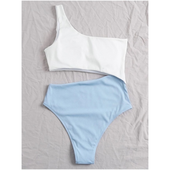 One Shoulder Color Block Monokini One Piece Swim - Picture 3 of 5